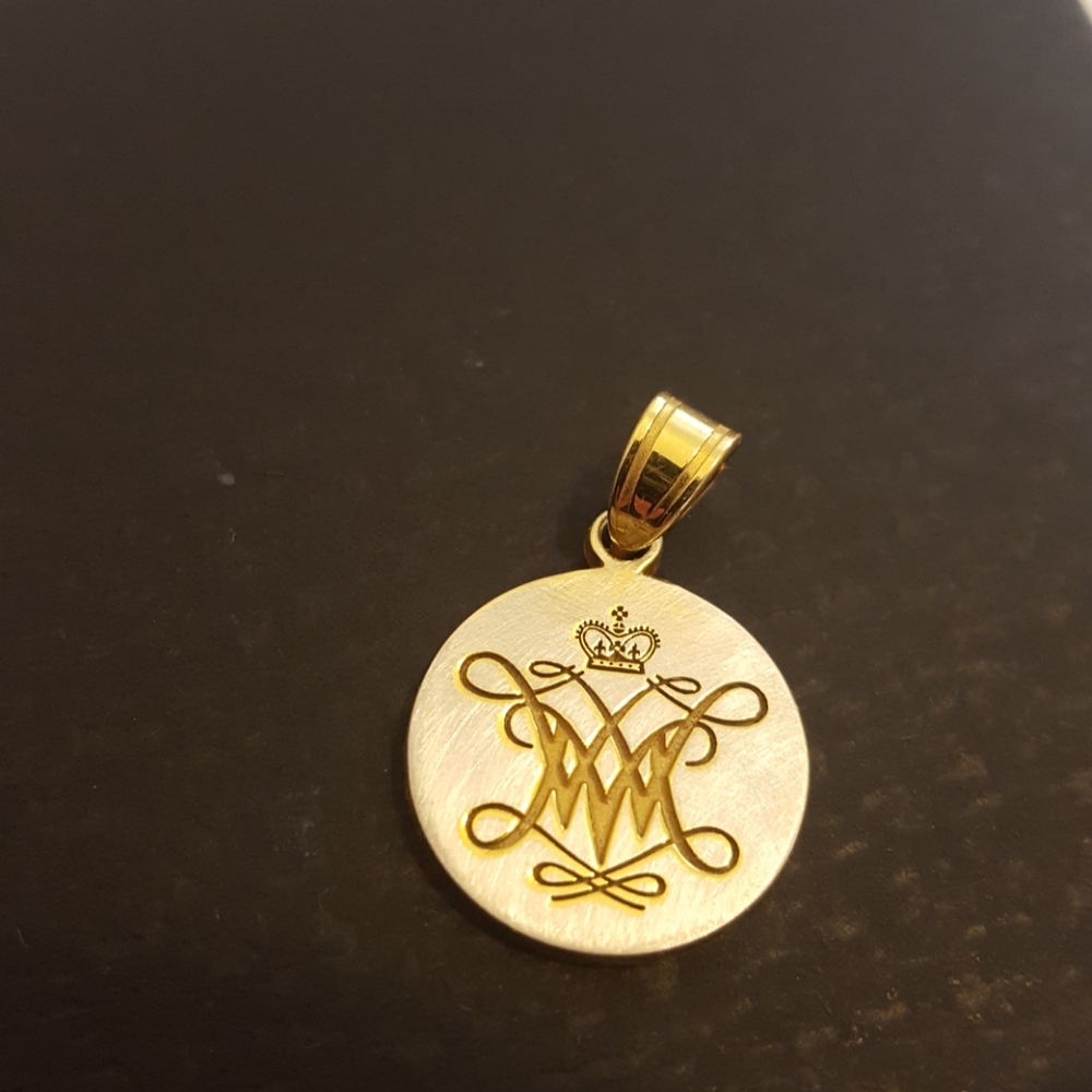 Disk pendant 24 k gold over sterling silver
